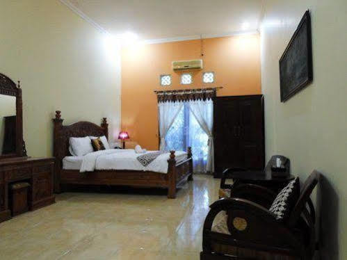 Hotel Oyo 326 Ndalem Padma Asri