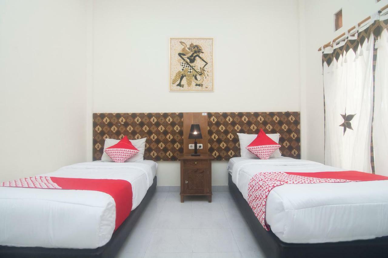 Oyo 326 Ndalem Padma Asri